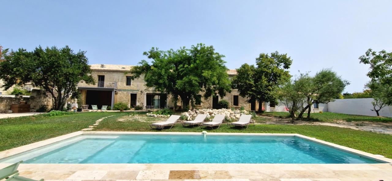 Appartement Dans Un Mas Provencal Renove Saint-Hilaire-d'Ozilhan Luaran gambar